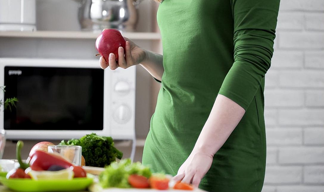 血糖升高會出現(xiàn)哪些癥狀？如何調(diào)節(jié)我們的血糖？